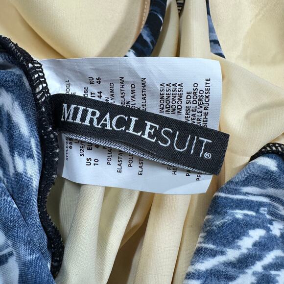 Miraclesuit Escape One Piece in Palatium Colorblock Blue Multi Women Sz 10 NWOT - Picture 4 of 8